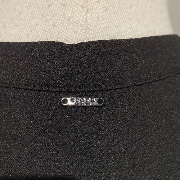 Classic black top - Picture 5 of 9